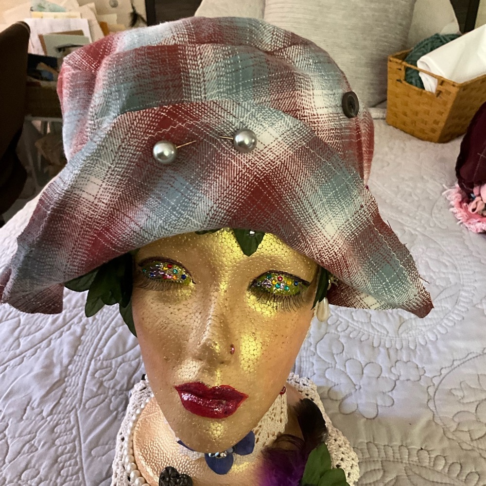 Handmade Plaid Bucket Hat Gray Pearl Trim Medium - Picture 3 of 9